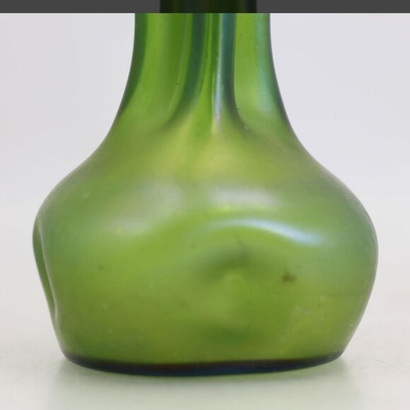 Antique Loetz Austrian Green Art  Glass Unique Deco 20s Vase 6.6 Inch - Picture 8 of 12